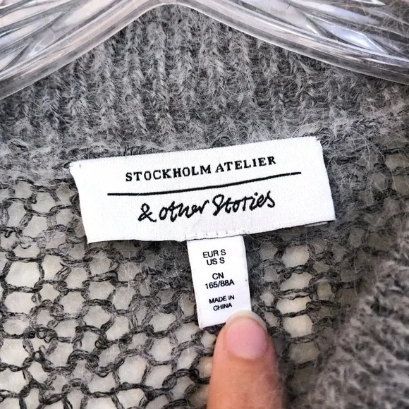 & Other Stories Mohair Wool Blend Boho Mock Neck Loose Knit Gray Sweater Small - Picture 7 of 10